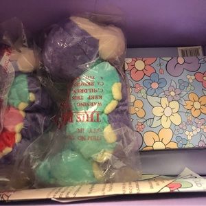 PRECIOUS MOMENTS 2000 Fun Club Charter Member Figurine& 2 Plush  Vintage - MINT